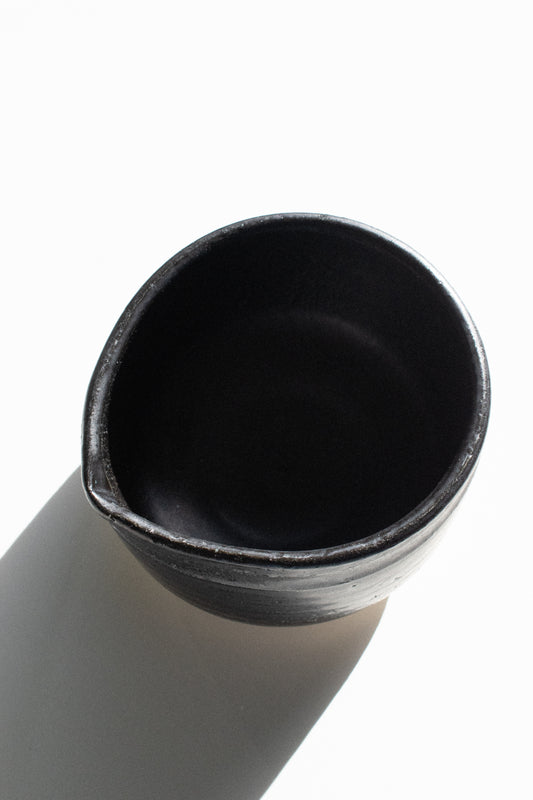 Black Matcha Bowl with Spout